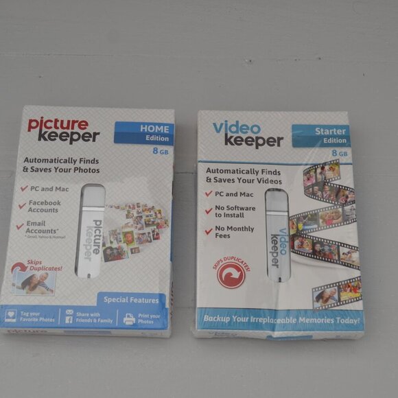 Picture And Video Keeper 8 GB New Starter Home Edition PC MAC Flash Drive - Picture 3 of 3